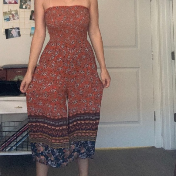 Tilly’s Strapless Jumpsuit - Picture 2 of 3